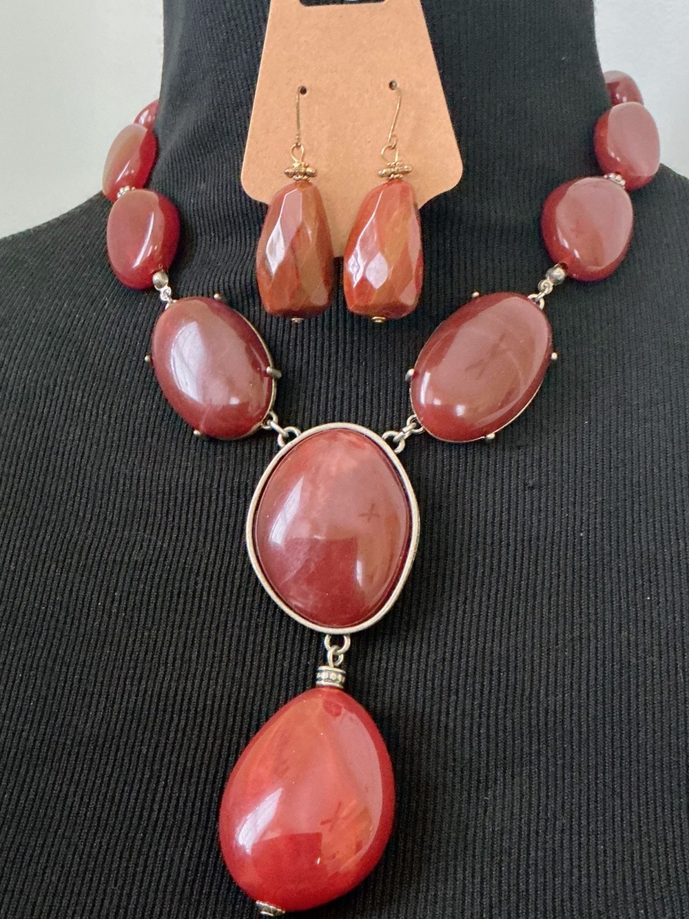 2-Piece Statement Set Redish Brown Teardrop Necklace & Earring Set